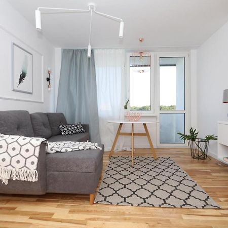 Romaszewskiego Zoliborz Bedroom Pokoj Metro Varsovie Extérieur photo
