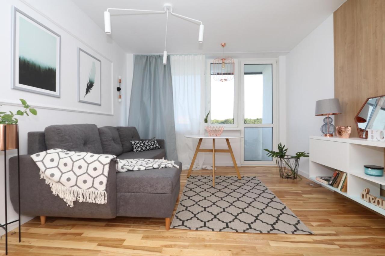 Romaszewskiego Zoliborz Bedroom Pokoj Metro Varsovie Extérieur photo