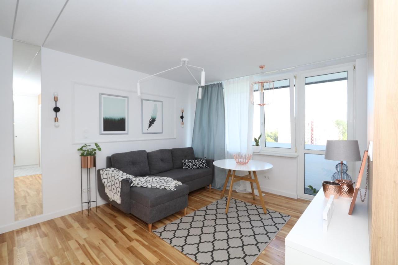Romaszewskiego Zoliborz Bedroom Pokoj Metro Varsovie Extérieur photo